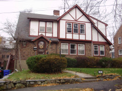 11 Ireland Rd, Newton, MA 02459 exterior