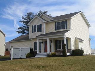 4 Timber Ln, Exeter, RI 02817 exterior