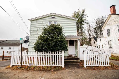 10 Main St, Derry, NH 03038 exterior