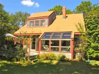 21 Nats Farm Ln, Marthas Vineyard, MA 02539 exterior