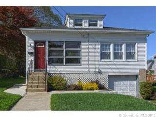 23 Perry Ave, Norwich, CT 06360 exterior