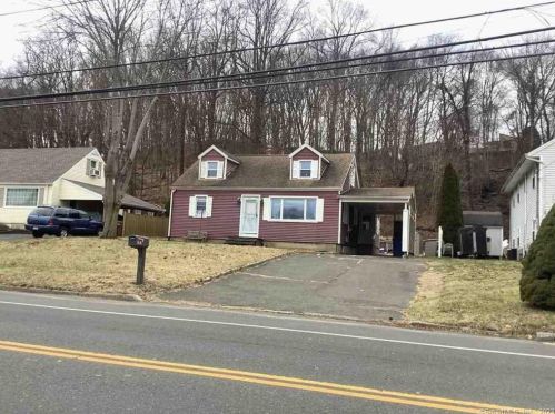 233 River Rd, Huntington, CT 06484 exterior