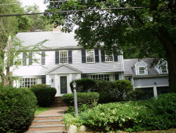 67 Annawan Rd, Newton, MA 02468 exterior