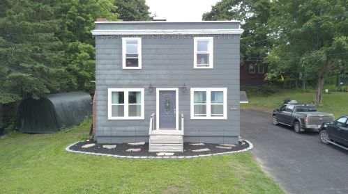 17 Oak St, Presque Isle, ME 04769 exterior