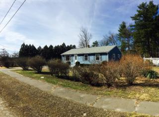 397 Apremont Hwy, Holyoke, MA 01040 exterior