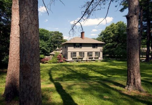 129 Perkins Row, Topsfield, MA 01983 exterior