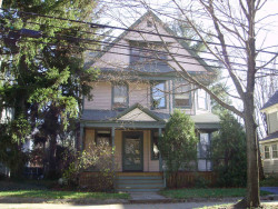 258 Lowell Ave, Newton, MA 02460 exterior