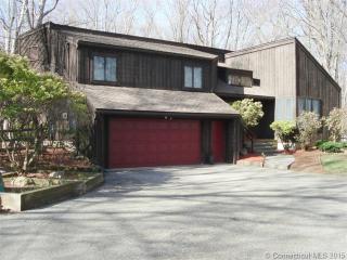 121 Mill St, Huntington, CT 06484 exterior