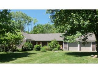 41 Peck Ln, Southbury, CT 06488 exterior