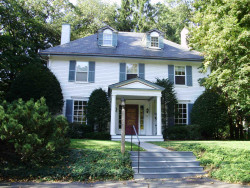 33 Birch Hill Rd, Newton, MA 02465 exterior