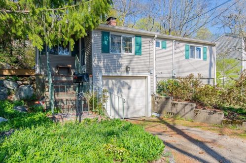 39 Westminster Rd, Weymouth, MA 02189 exterior