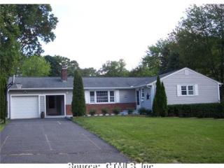 35 Country Club Dr, Meriden, CT 06450 exterior