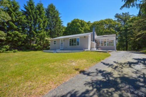 8 Treasure Ln, New Seabury, MA 02649 exterior