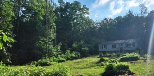 182 Ravenelle Rd, Fabyan, CT 06255 exterior