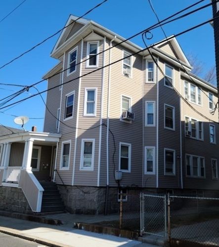 662 2Nd St, Fall River, MA 02721 exterior