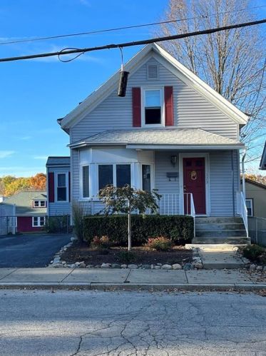 173 Pleasant St, Woonsocket, RI 02895 exterior