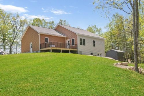 127 Twin Mountain Rd, Whitefield, NH 03598 exterior