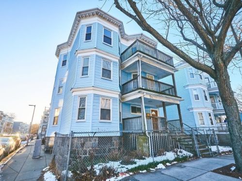 141 Hancock St, Boston, MA 02125 exterior