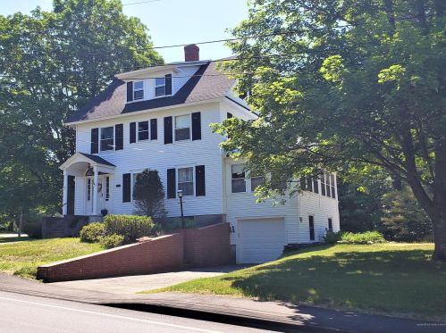 211 Perham St, Farmington, ME 04938 exterior