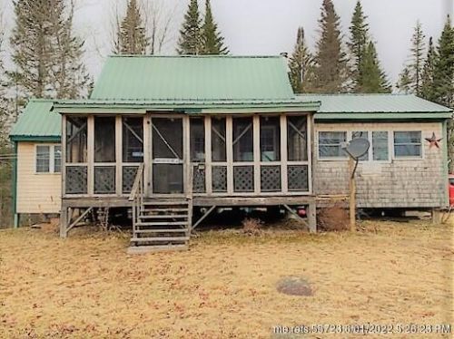 1349 Tar Ridge Rd, Springfield, ME 04487 exterior