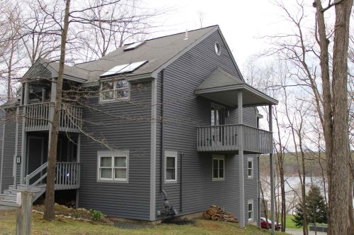 11 Mastro Ln, Enfield, NH 03748 exterior