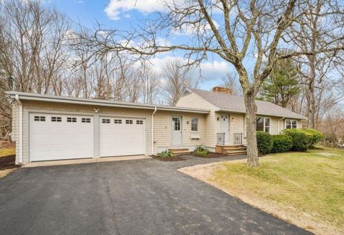 15 Highland Rd, Pascoag, RI 02859 exterior