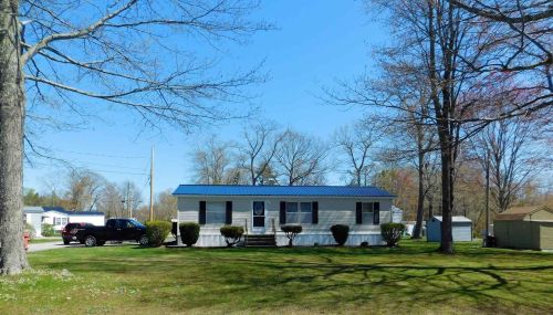 7 Apricot Way, North Hampton, NH 03862 exterior