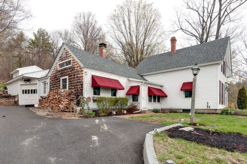 5 River Styx Rd, Ashburnham, MA 01430 exterior