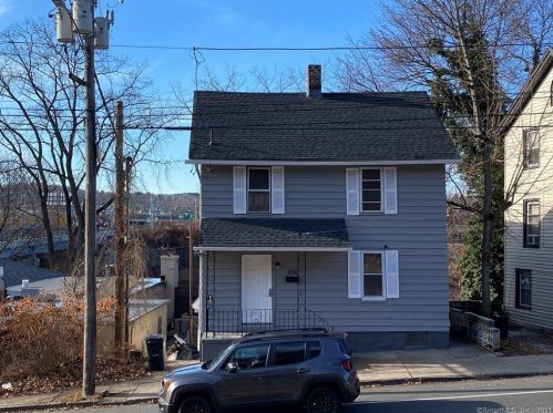 106 Derby Ave, Derby, CT 06418 exterior