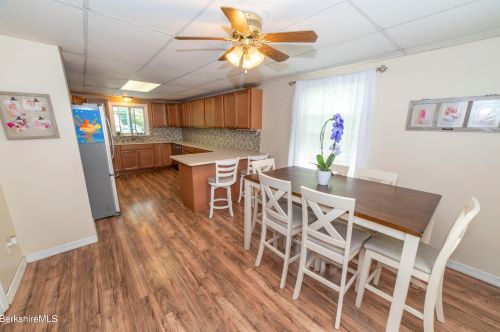 10 Alger St, Adams, MA 01220 exterior