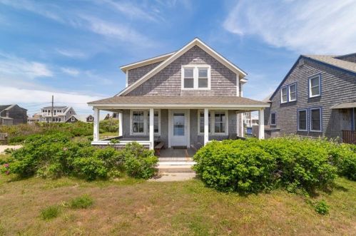 40 Sandpiper Ln, Charlestown, RI 02813 exterior