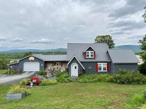 468 Littleton Rd, Whitefield, NH 03598 exterior
