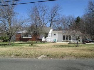 553 Jeremy Swamp Rd, Southbury, CT 06488 exterior