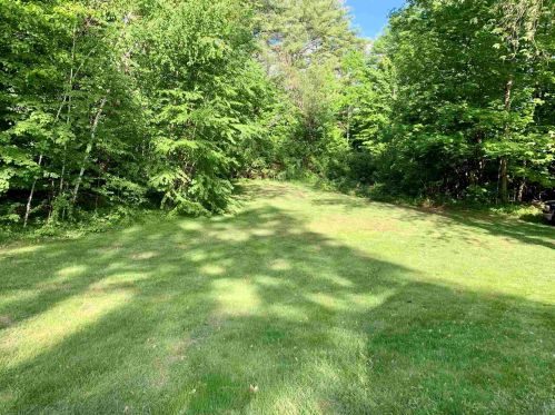 552 Hopkinton Rd, Hopkinton, NH 03229 exterior