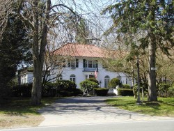 1408 Commonwealth Ave, Newton, MA 02459 exterior