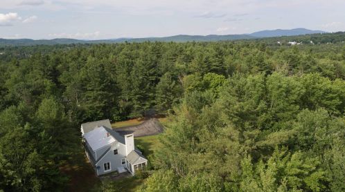 194 Knights Hill Rd, New-London, NH 03257 exterior