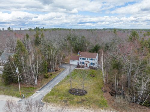 8 Busque Blvd, Standish, ME 04084 exterior