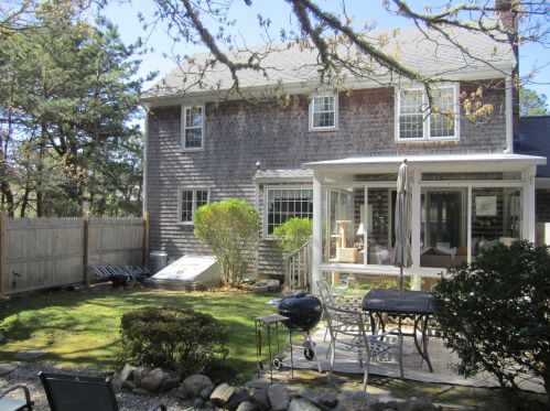 77 Debs Hill Rd, Yarmouth, MA 02675 exterior