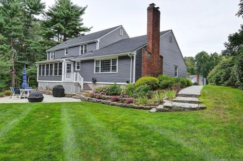 5 Old Musket Rd, Glastonbury, CT 06033 exterior