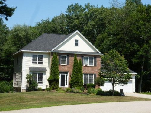 8 Springhead Ln, Hampton, NH 03842 exterior