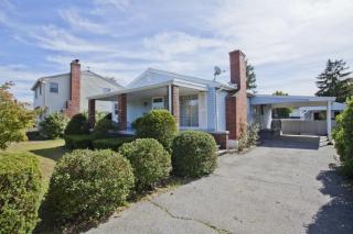 10 Mackintosh Ter, Holyoke, MA 01040 exterior