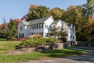 4 Birnam Wood Rd, Bethel, CT 06801 exterior