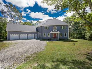 196 Standish Rd, Colchester, CT 06415 exterior