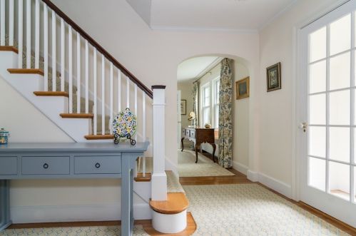 27 Appleby Rd, Wellesley, MA 02482 exterior