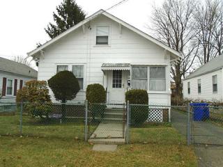64 Atwood Ave, Pawtucket, RI 02860 exterior