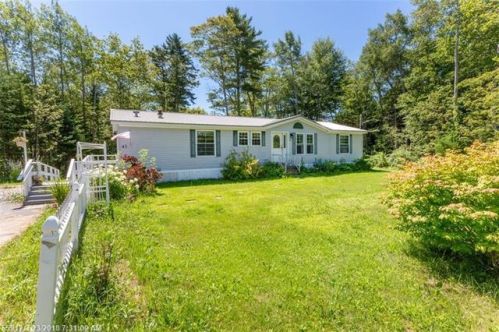 43 Longley Dr, Harpswell, ME 04079 exterior