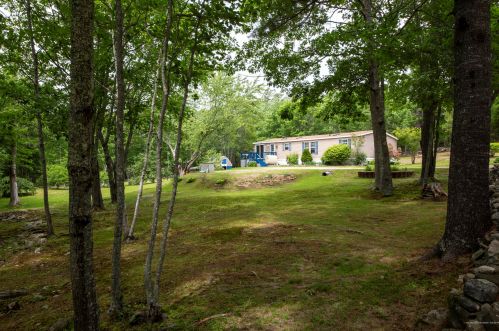 100 Reef Rd, Waldoboro, ME 04572 exterior