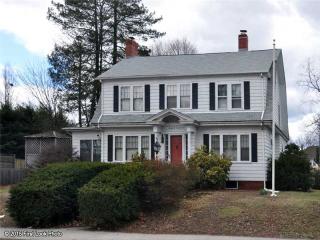 2227 Cranston St, Cranston, RI 02920 exterior