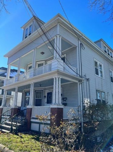 470 Academy Ave, Providence, RI 02908 exterior