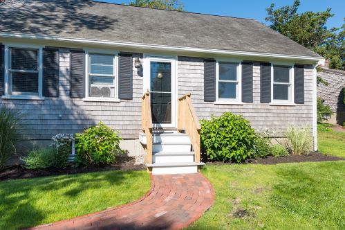 59 Nob Hill Rd, Chatham, MA 02633 exterior